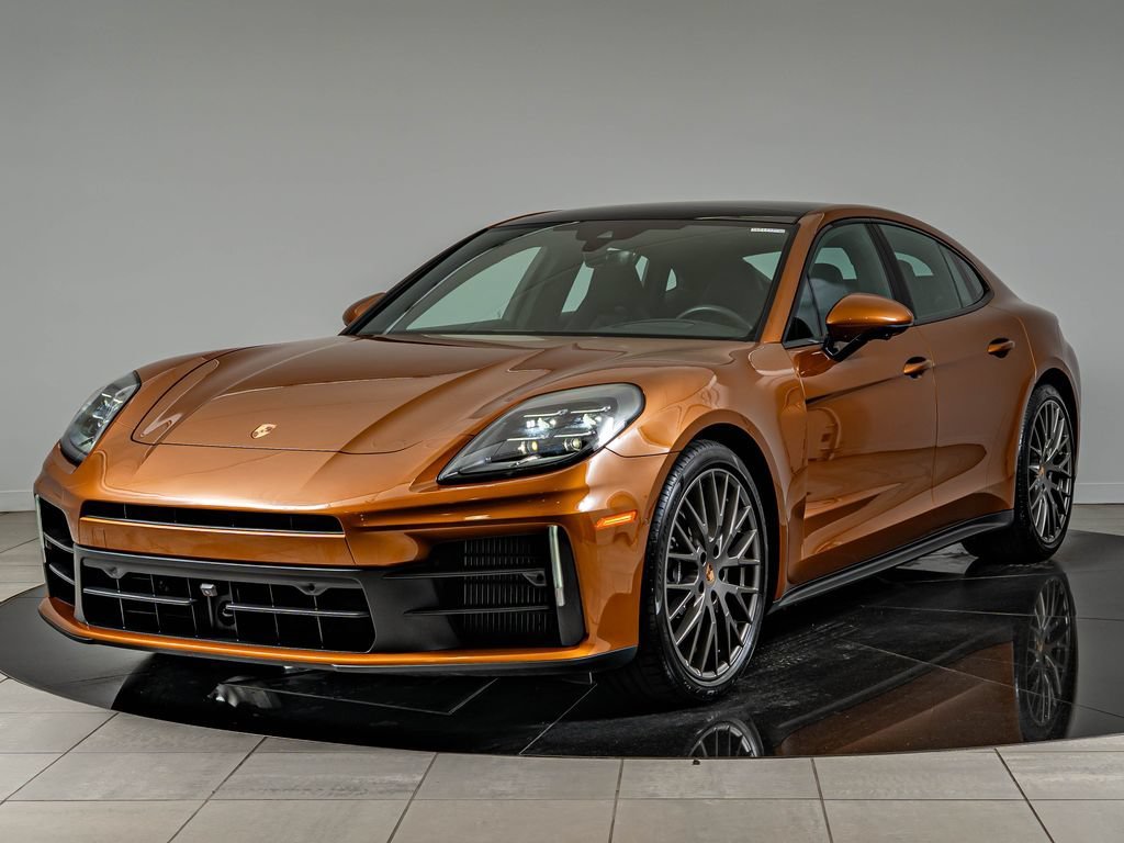 2024 Porsche Panamera 4's photo