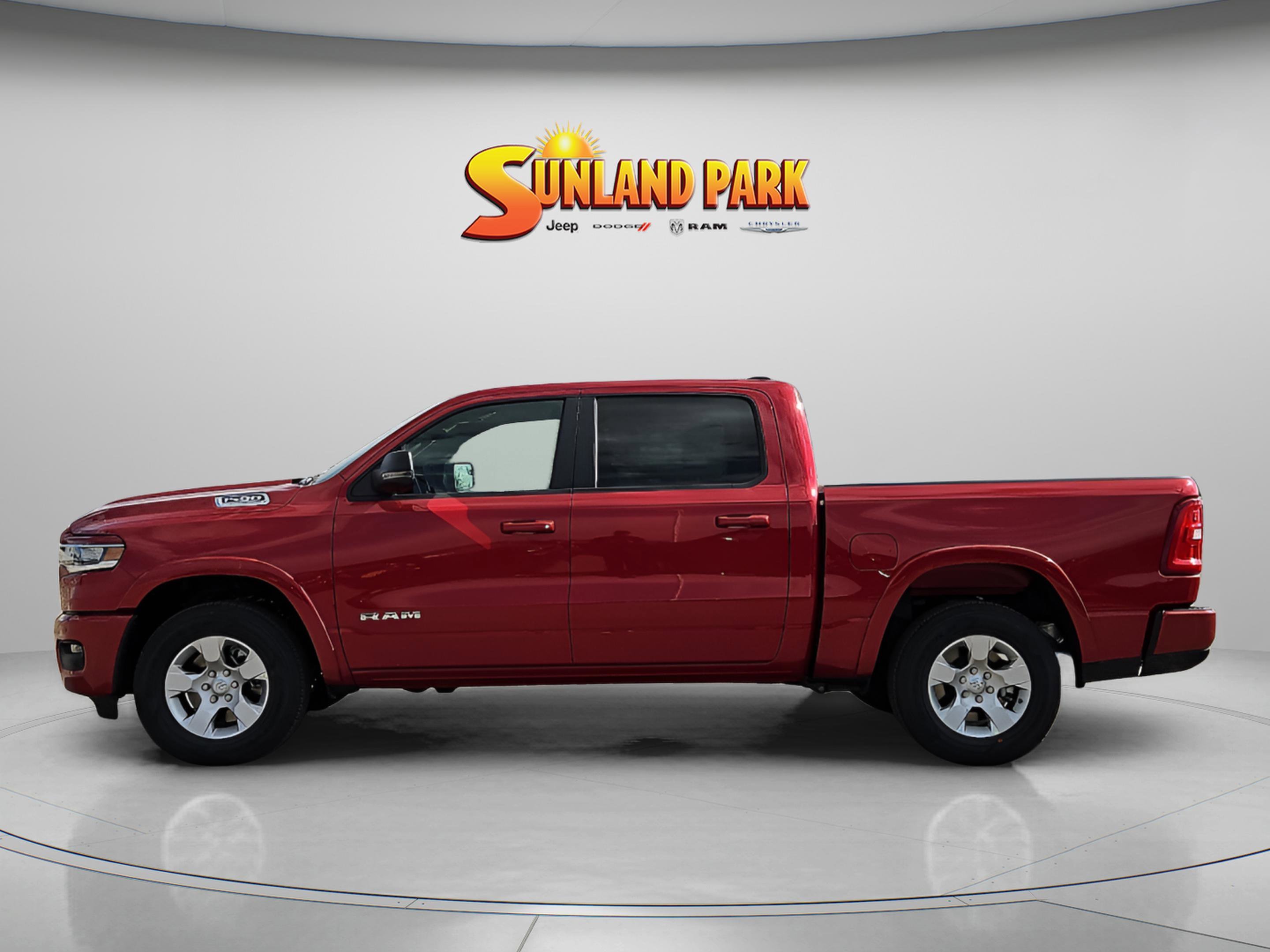 New 2026 Molten Red Pearl-Coat Exterior Paint RAM Lone Star image 4