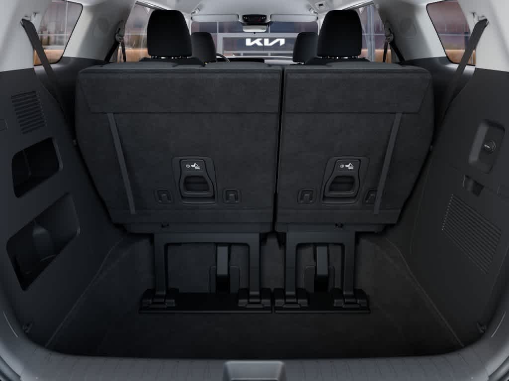 New 2026 Snow White Pearl Kia LX image 19