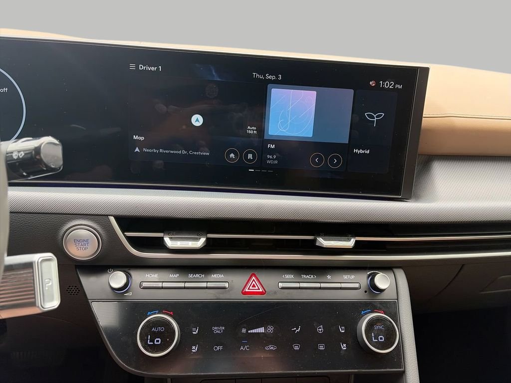 Used 2025 White Hyundai Limited image 17