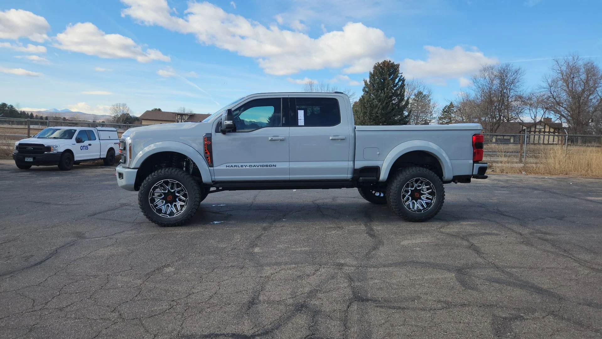 New 2026 Avalanche Ford LARIAT image 6