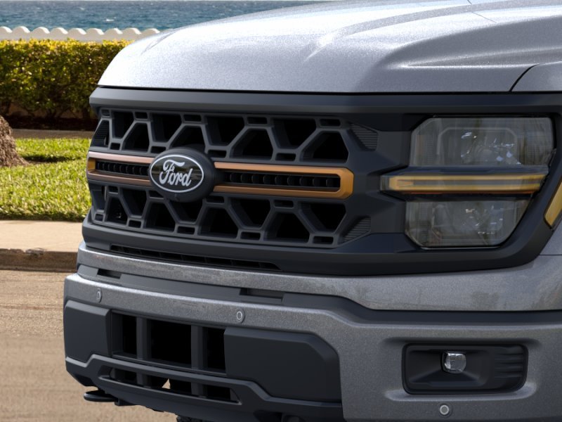 New 2026 Carbonized Gray Metallic Ford Tremor® image 17