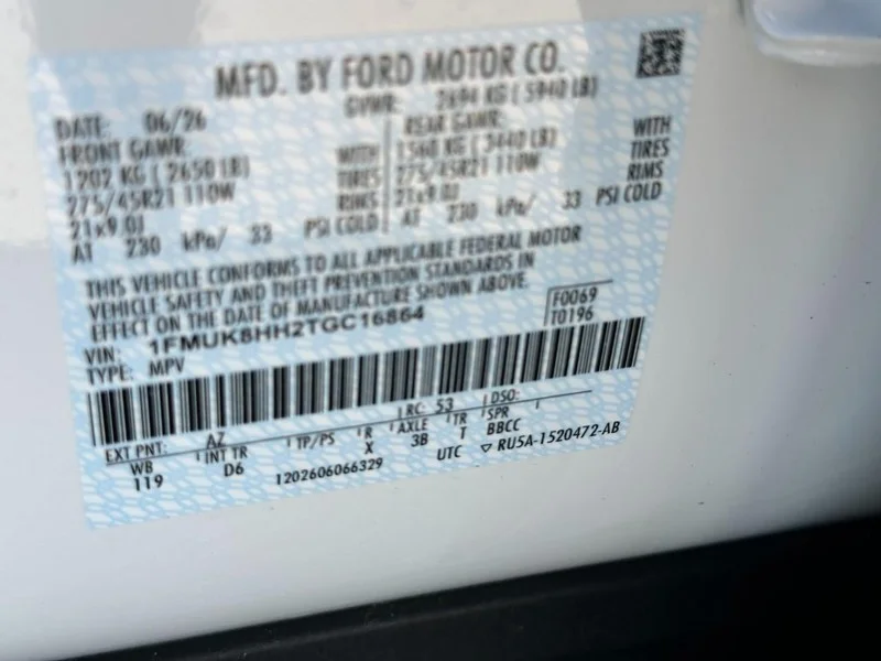 New 2026 Star White Metallic Tri-Coat Ford Platinum 4WD image 18