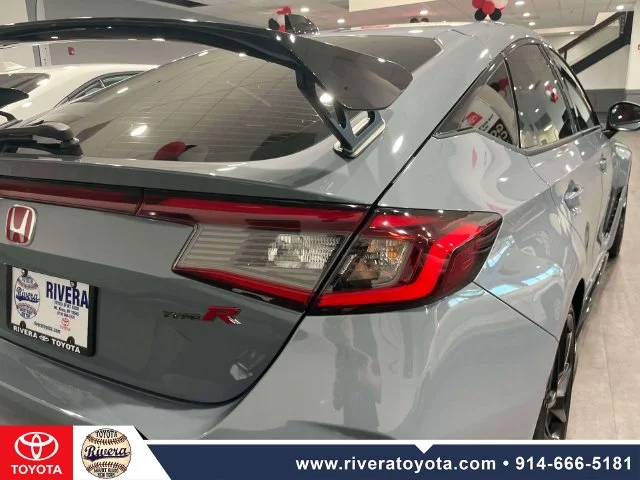Certified Used 2025 Sonic Gray Pearl Honda  image 7