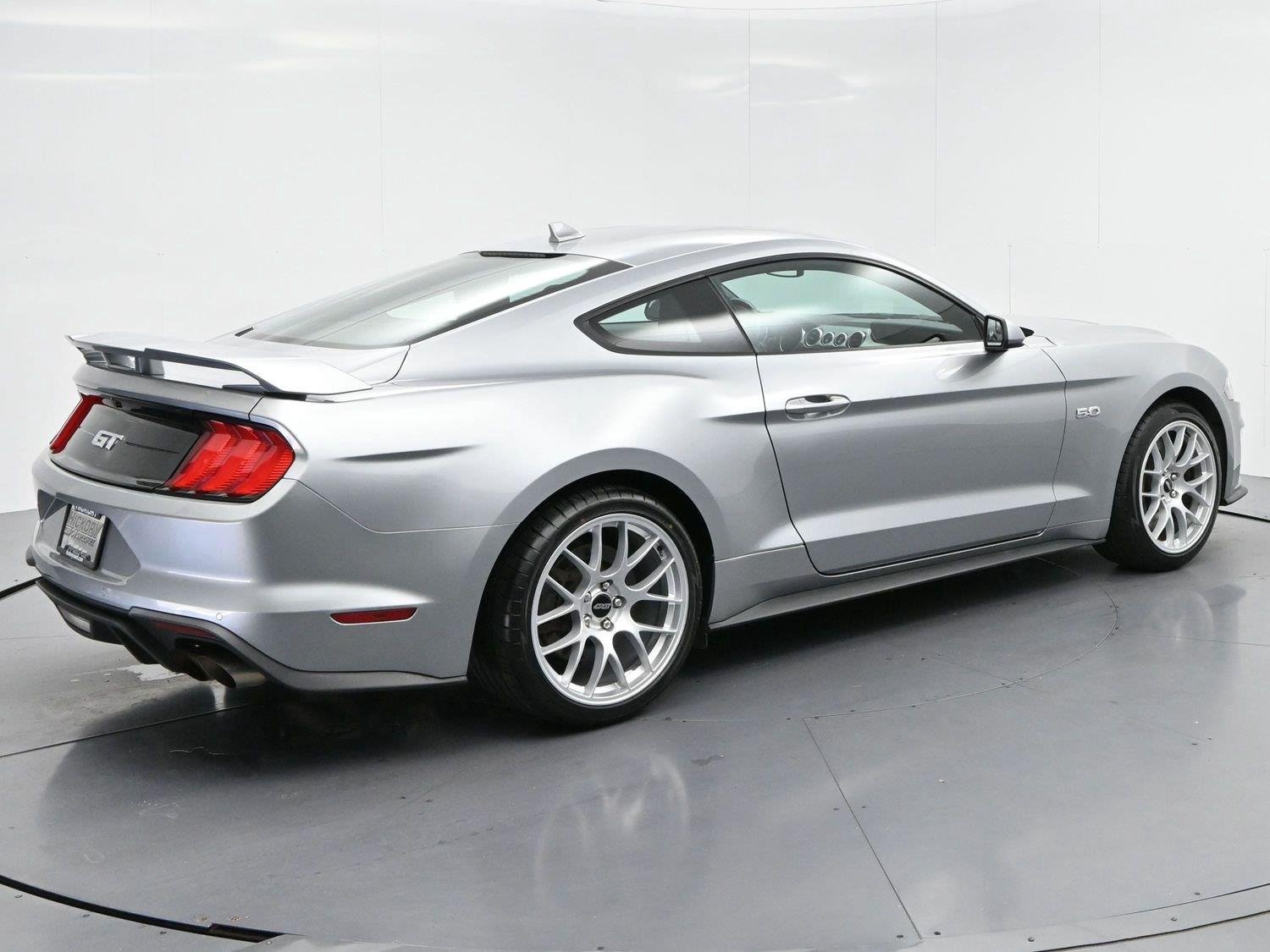 Used 2020 Iconic Silver Ford GT image 7