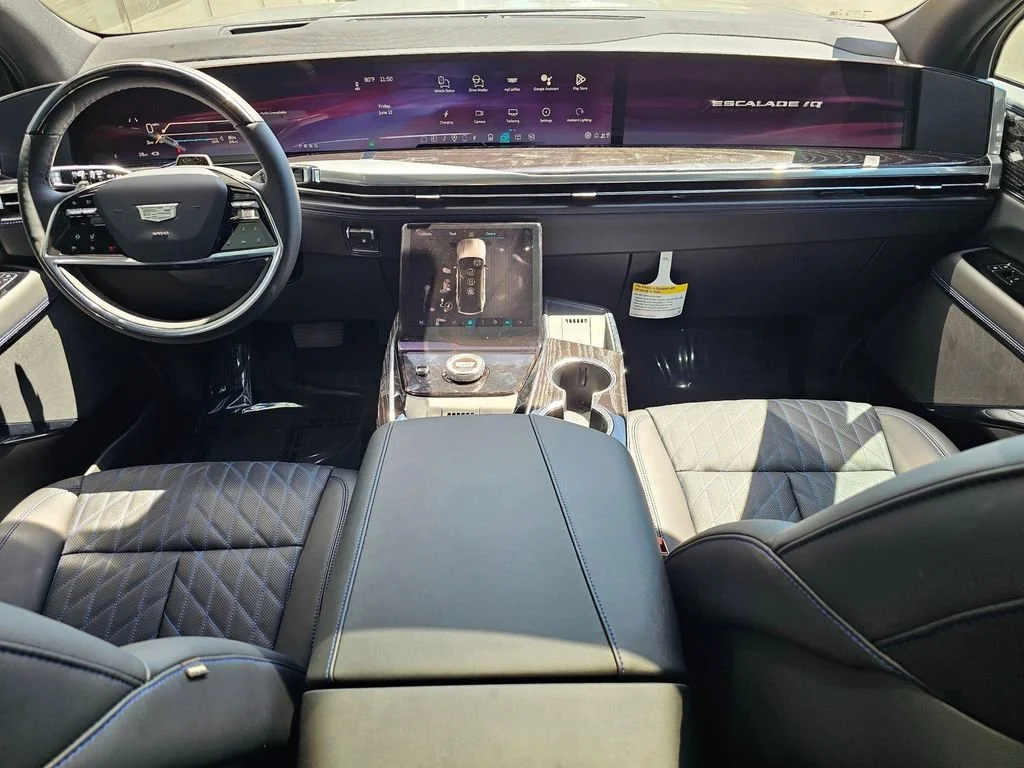 New 2026 Luna Metallic Cadillac Luxury image 20