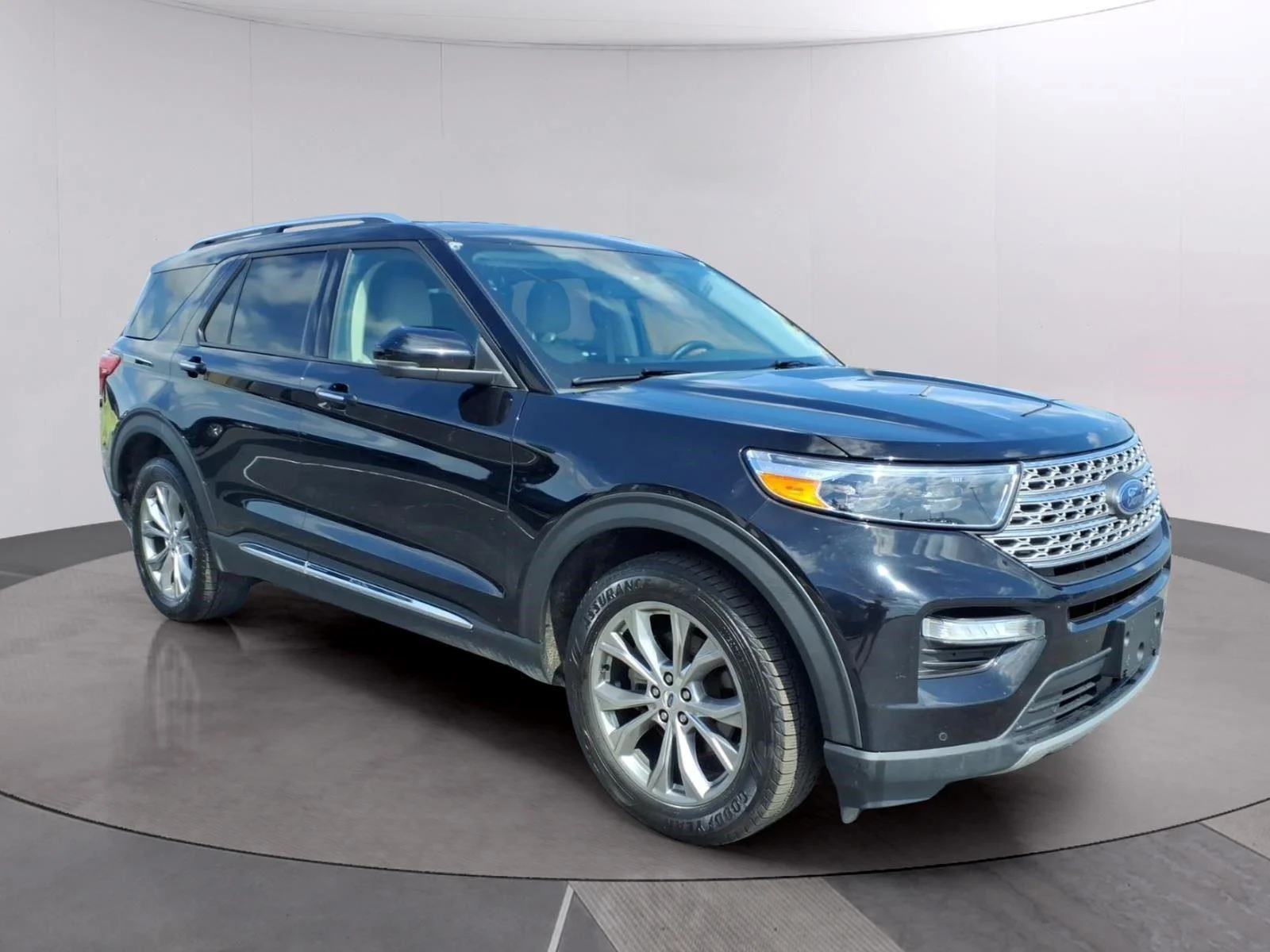 Used 2023 Agate Black Ford Limited image 7