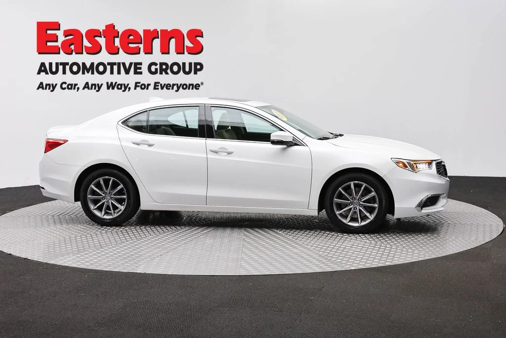 Used 2020 White Acura 2.4L image 4