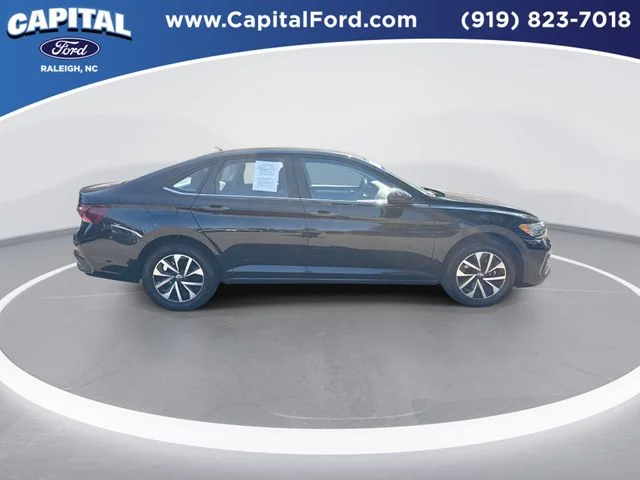 Used 2024 Gray Volkswagen 1.5T S image 9