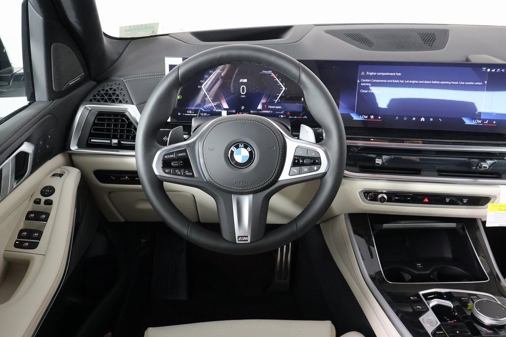 New 2026 Mineral White Metallic BMW xDrive40i image 3
