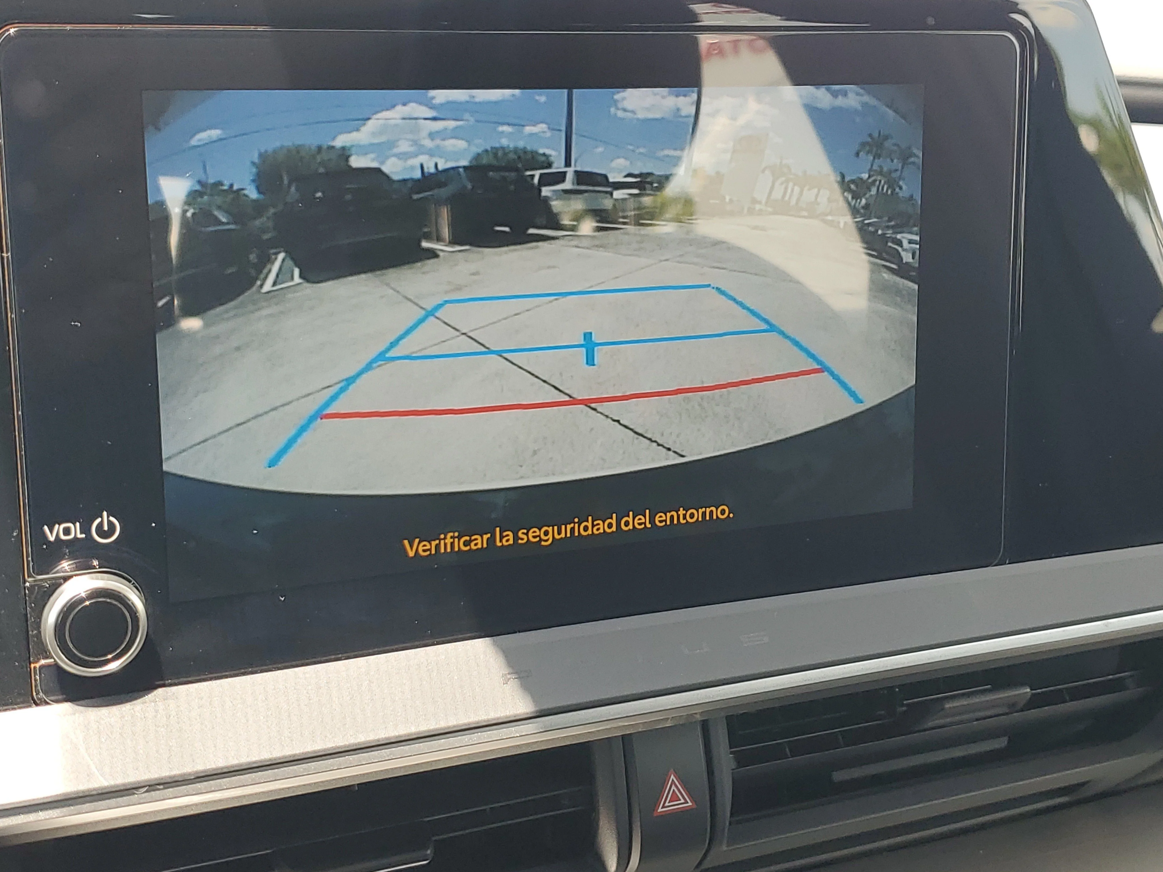 Certified Used 2024 Pearl Toyota LE image 27