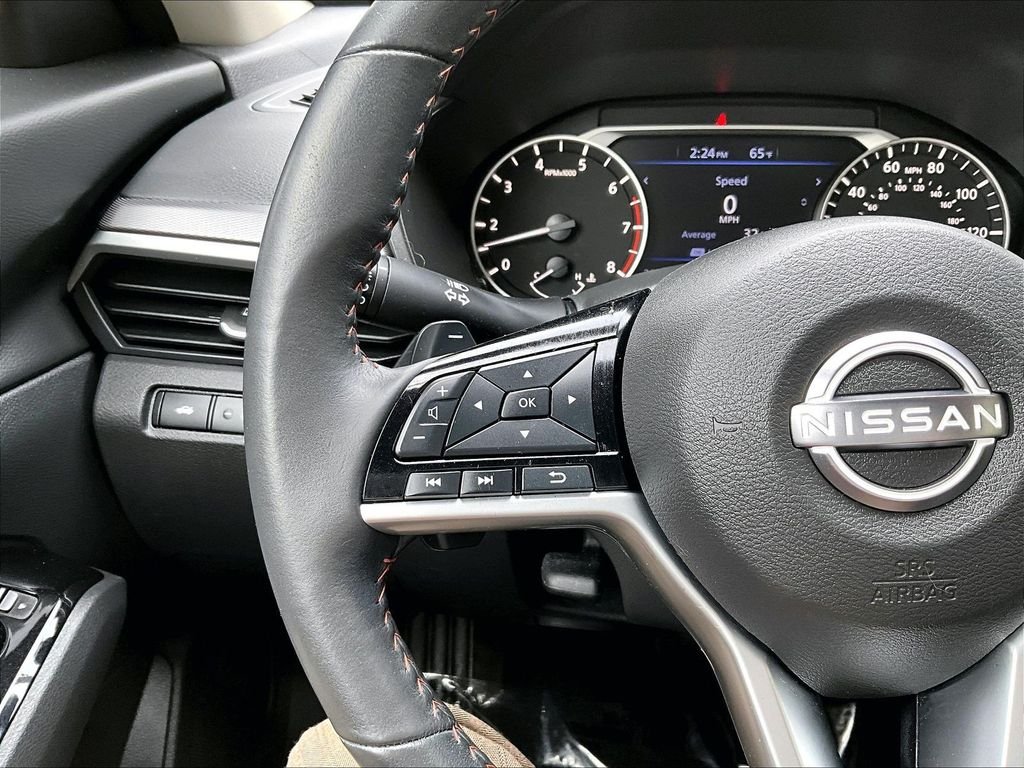 Used 2024 Blue Nissan 2.5 SR image 19