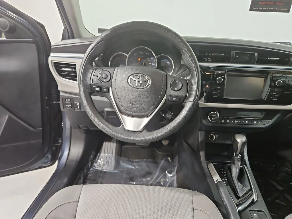 Used 2016 Gray Toyota LE image 14
