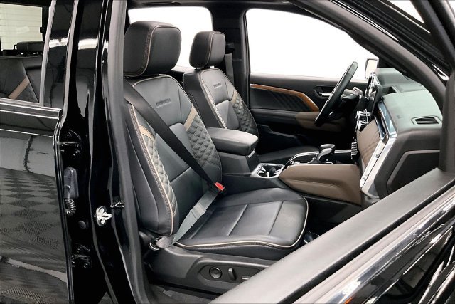 Used 2023 Onyx Black GMC Denali image 8