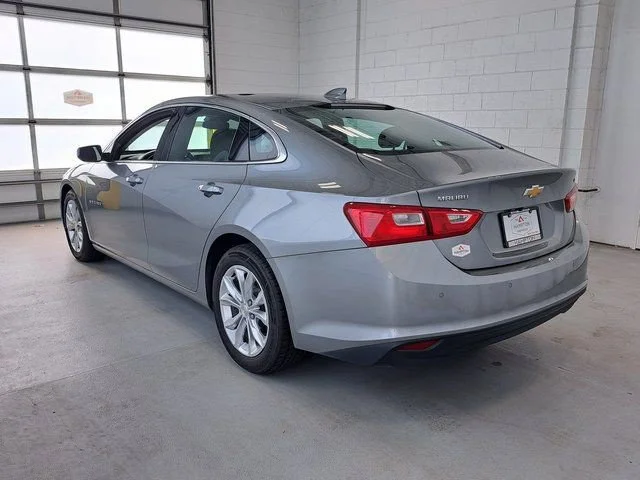 Used 2024 Gray Chevrolet LT image 7