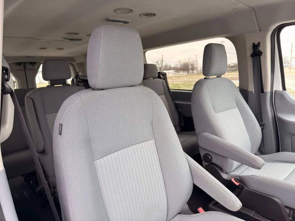 Used 2015 White Ford XLT image 34