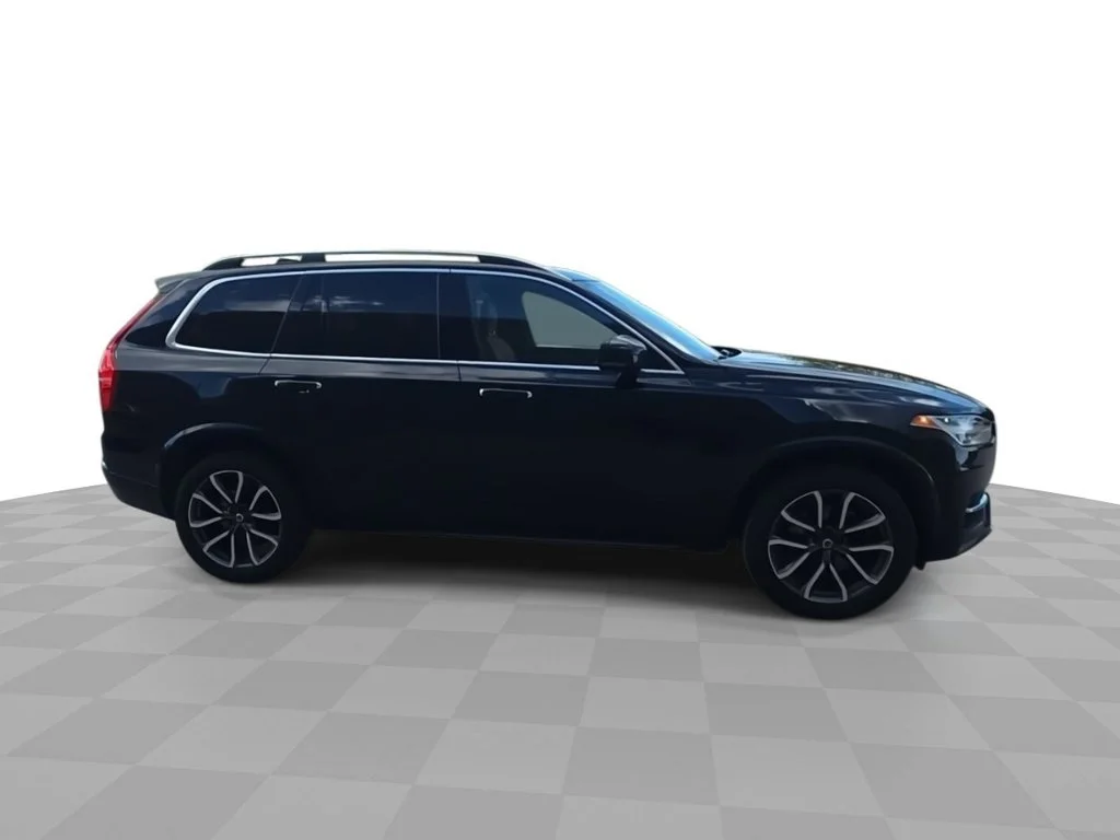 Used 2016 Black Volvo T6 Momentum image 9