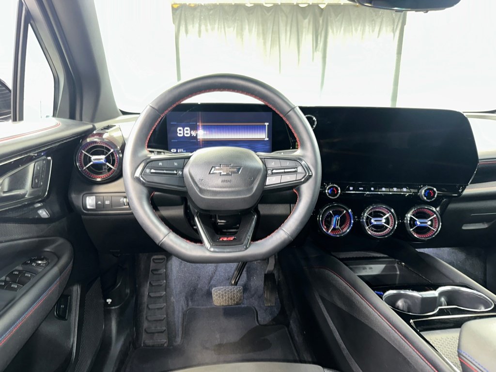 Used 2024 Chevrolet Blazer EV RS with VIN 3GNKDCRJ8RS120278 for sale in Youngstown, OH