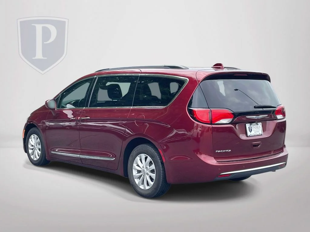 Certified Used 2017 Red Chrysler Touring L image 6