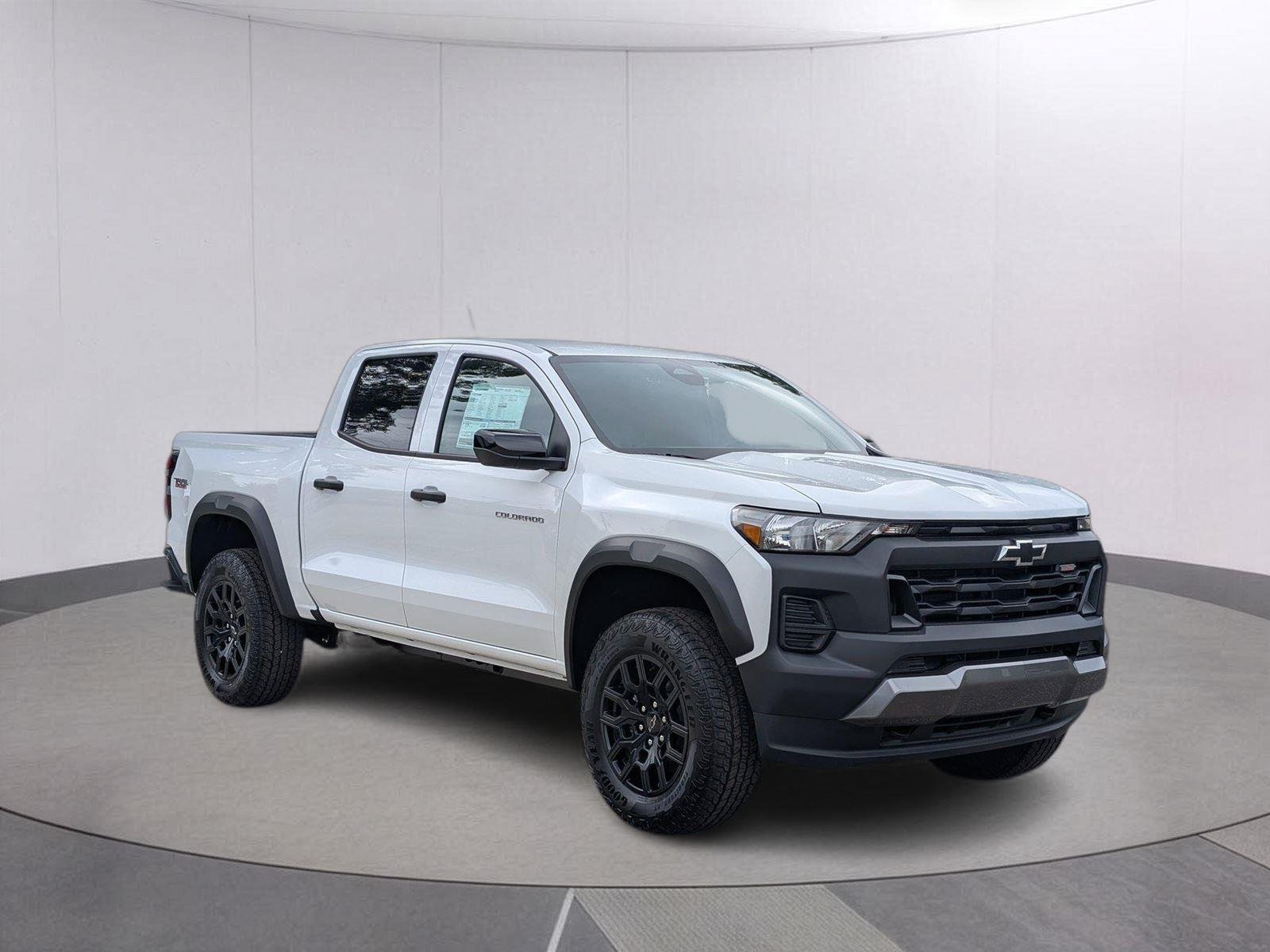 2026 Chevrolet Colorado Trail Boss - Photo 9