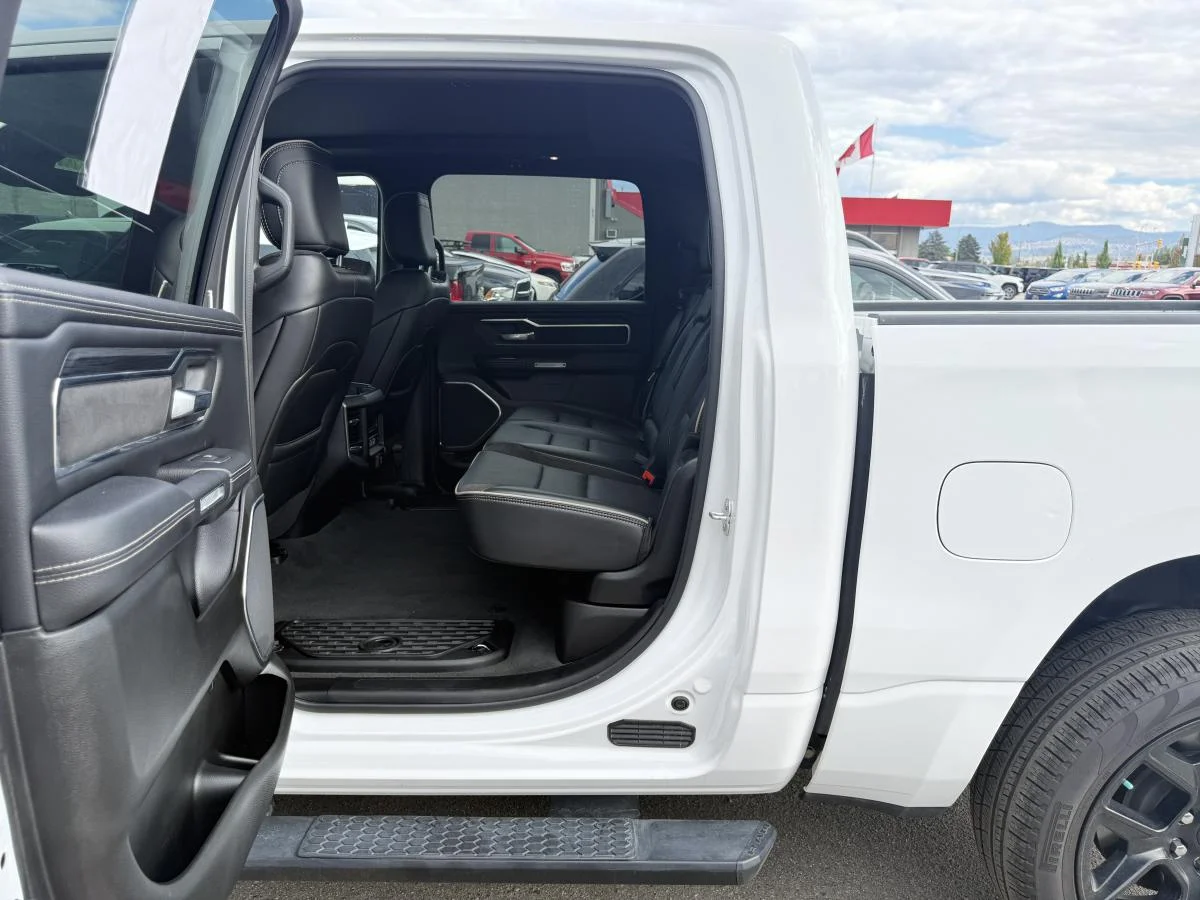 Used 2024 White RAM Laramie 4x4 Crew Cab image 16