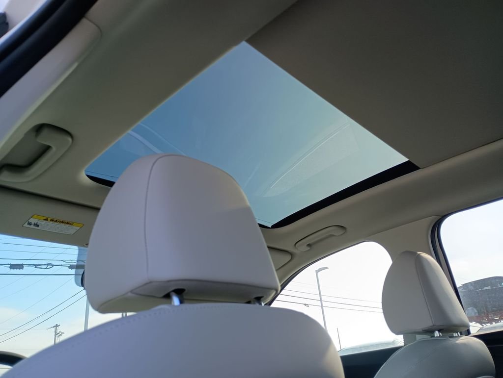 New 2026 Glacial White Pearl Kia X-Line EX AWD image 28