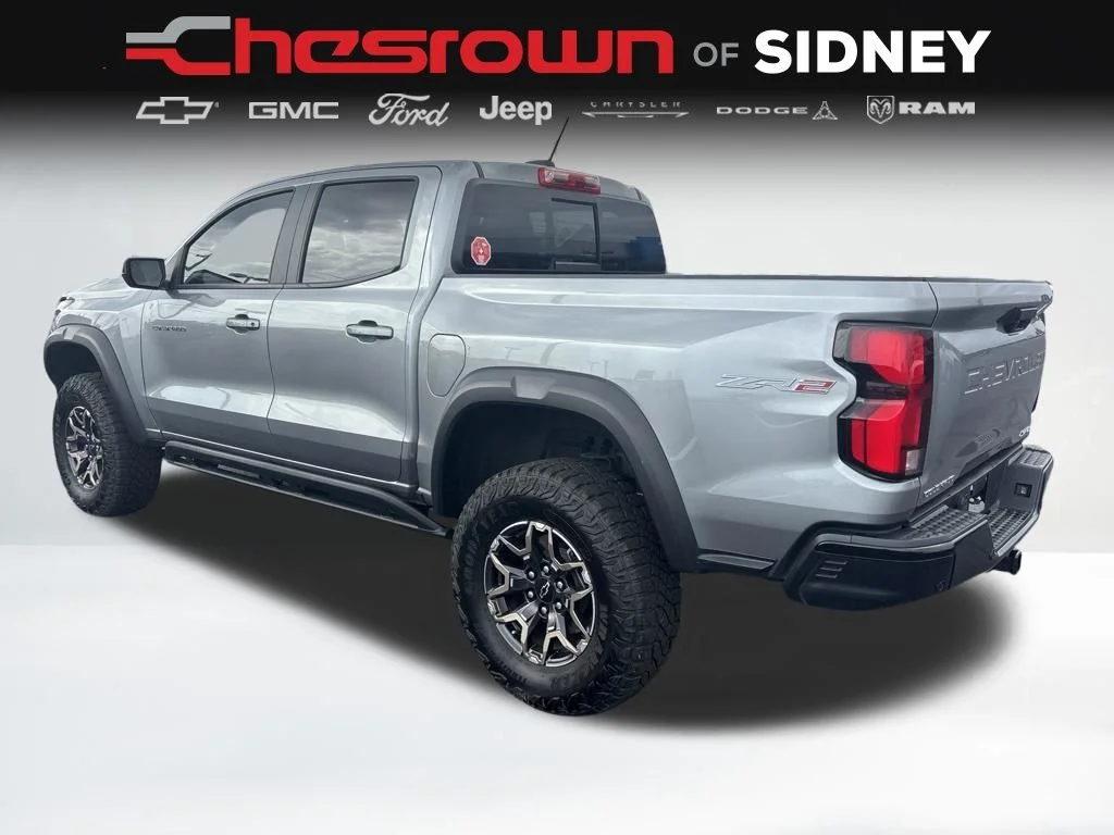 Used 2025 Gray Chevrolet ZR2 image 3