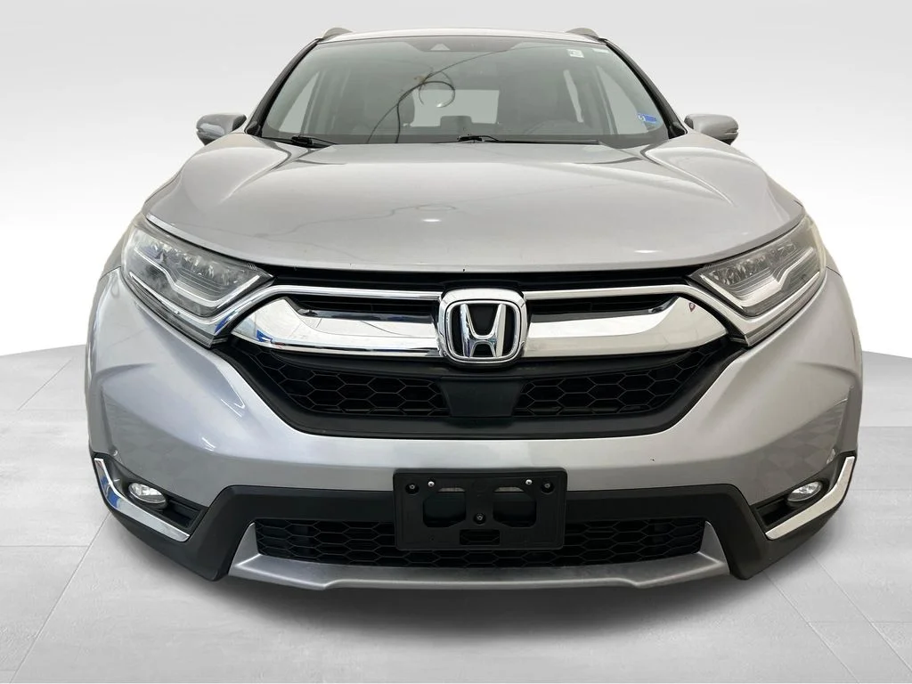 Used 2018 Silver Honda Touring image 8