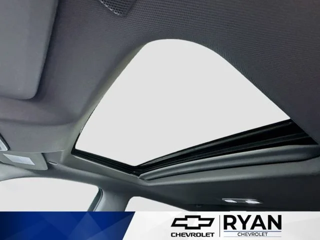 New 2026 White Chevrolet RST image 23