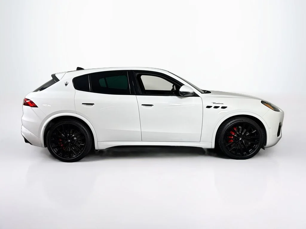 Used 2026 Bianco Maserati Modena image 6