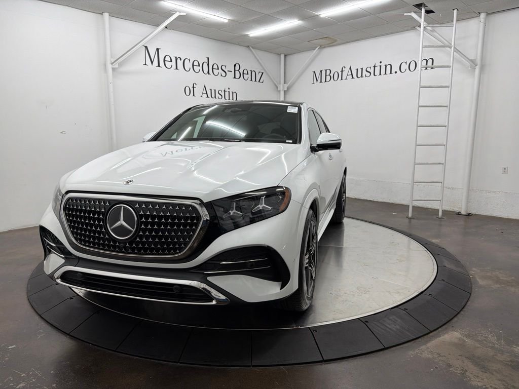 New 2027 MANUFAKTUR Moonlight White Metallic Mercedes-Benz GLE 450 Coupe image 3