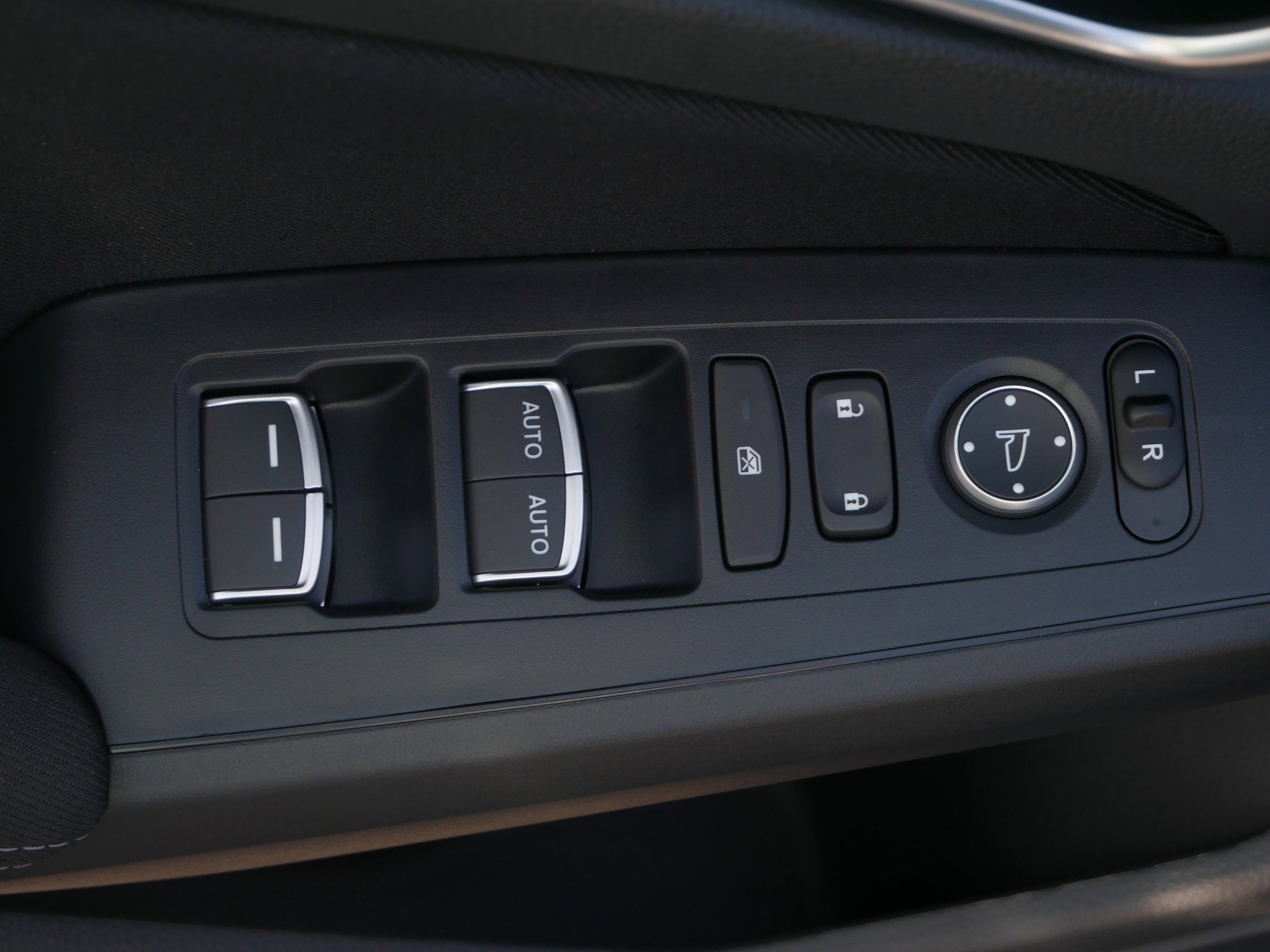 2026 Honda Civic Hatchback Sport - Photo 13