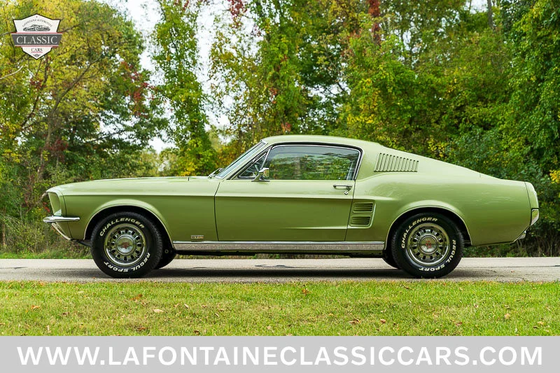 Used 1967 Green Ford Fastback image 13