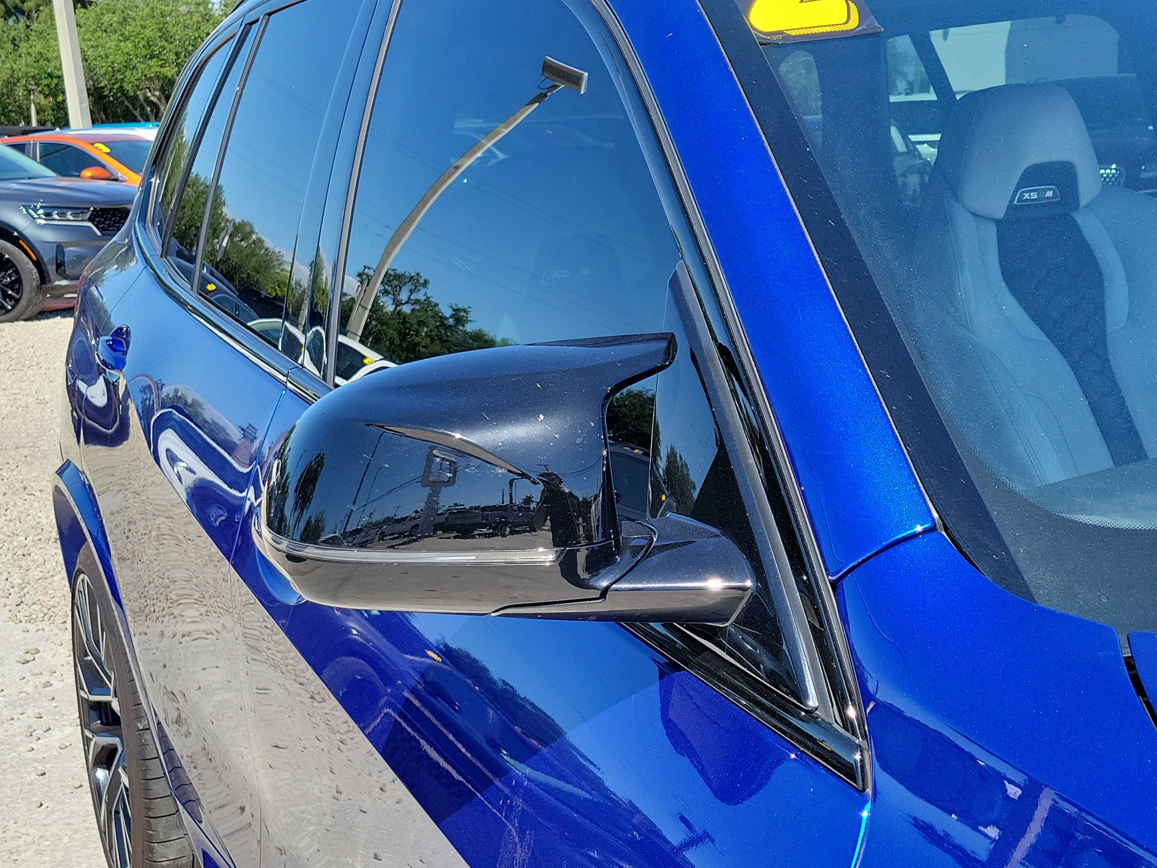 Used 2022 Marina Bay Blue Metallic BMW Base image 9
