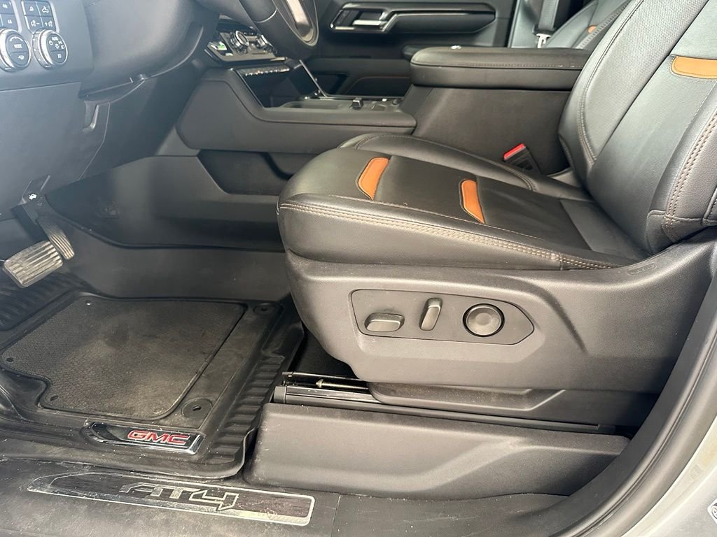 Used 2025 Silver GMC AT4 image 15