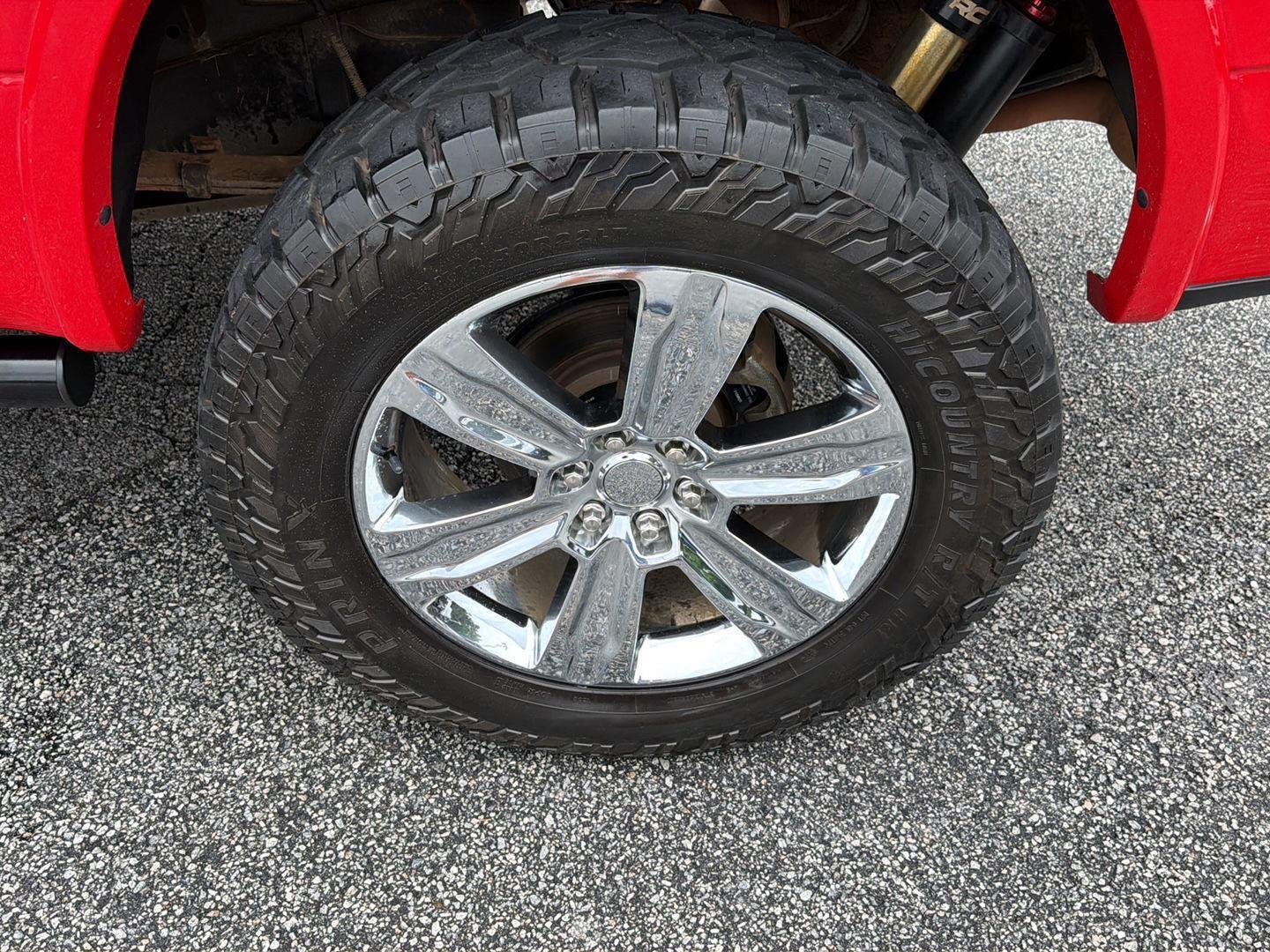Used 2020 Race Red Ford LARIAT image 40