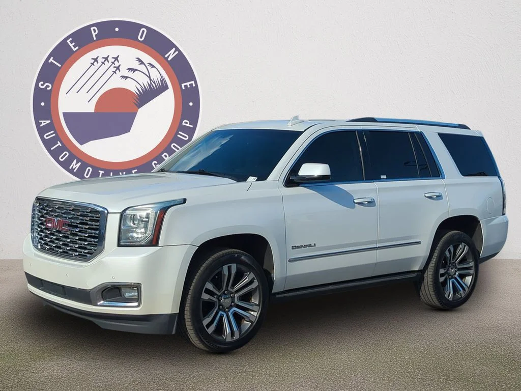 Used 2019 White GMC Denali image 2