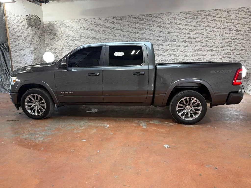 Used 2022 Granite Crystal Metallic Clearcoat Ram Laramie image 4