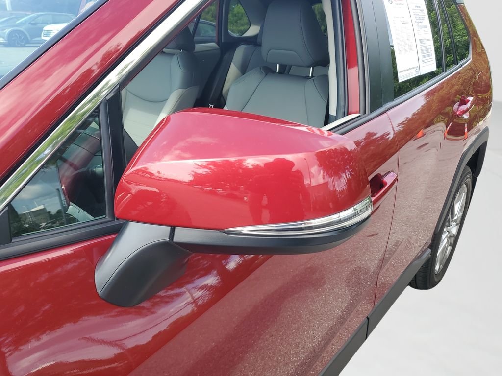 Used 2025 Red Toyota XLE Premium image 26