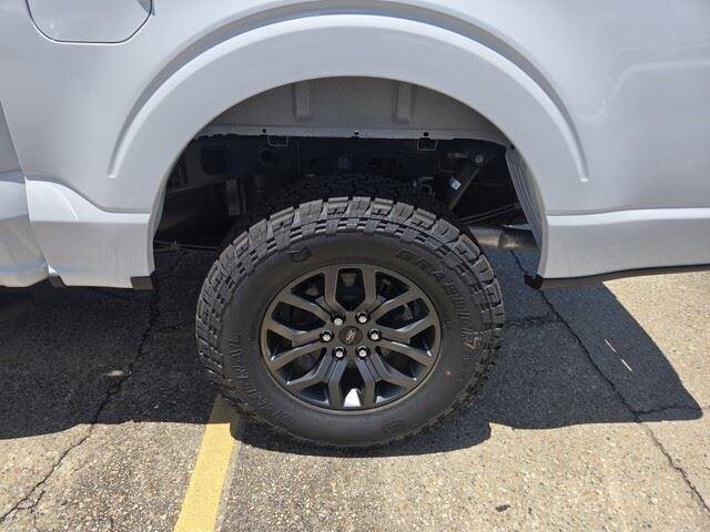 New 2026 Oxford White Ford Tremor® image 29