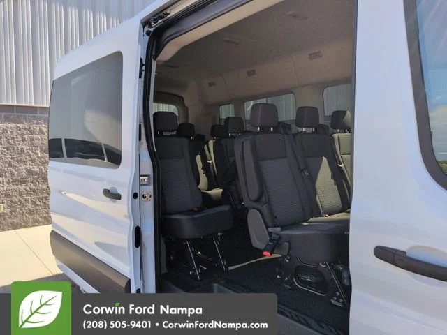 New 2026 Oxford White Ford XLT image 23