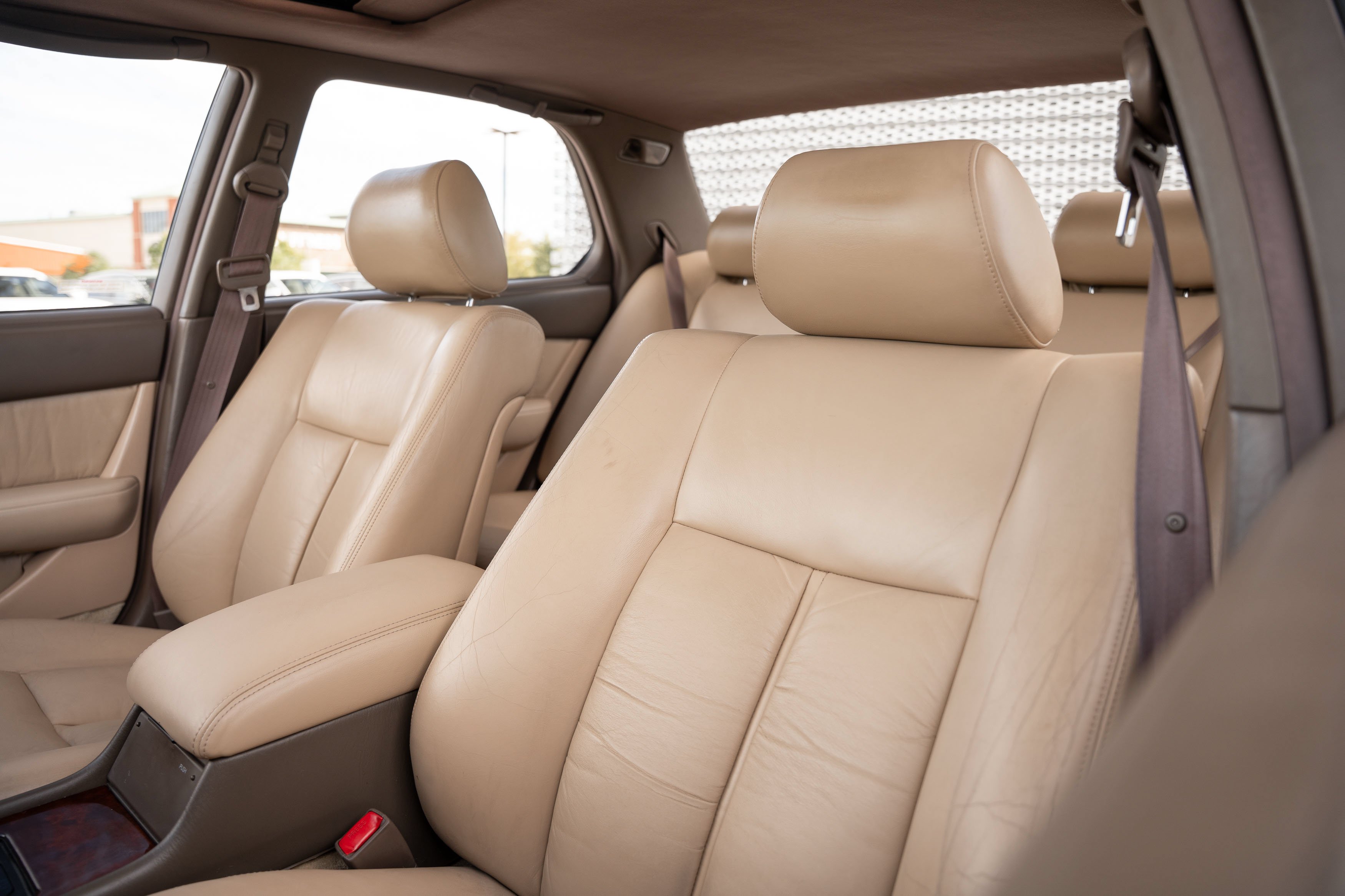 Used 1992 White Lexus 400 image 20