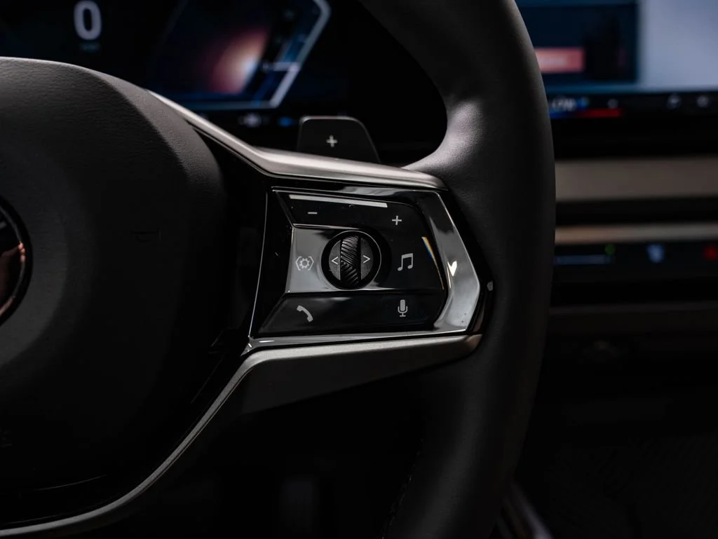 New 2026 Dune Grey Metallic BMW 30 xDrive image 28