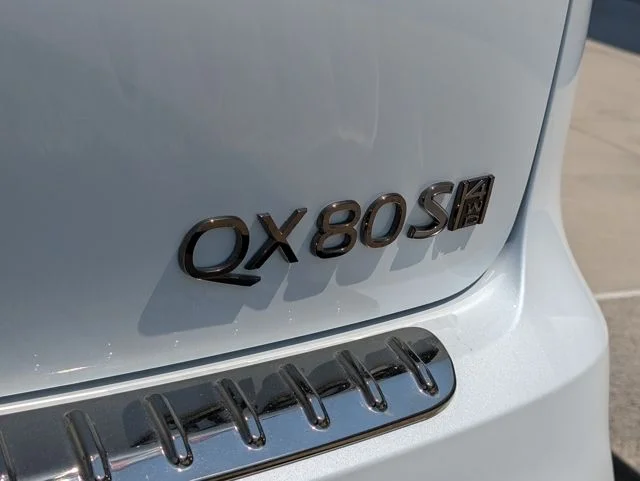 New 2026 RADIANT WHITE INFINITI SPORT image 28