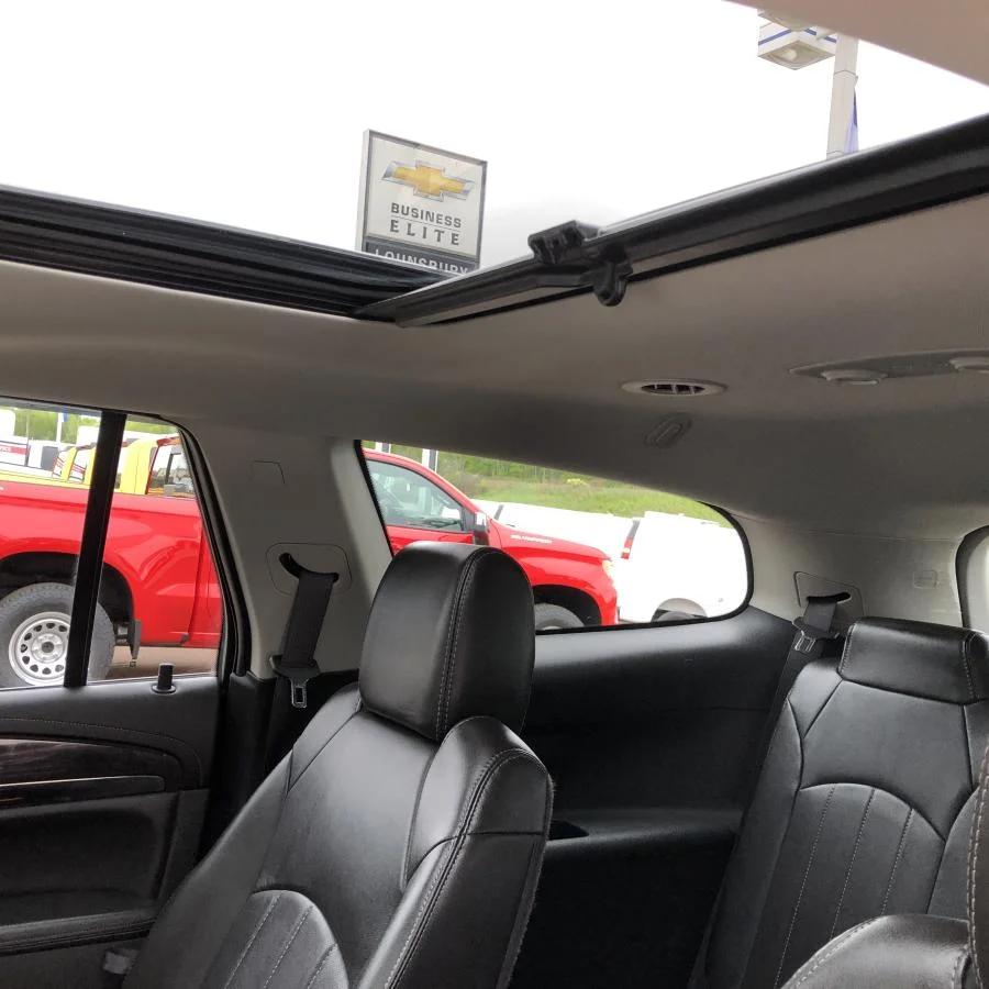 Used 2017 Red Buick AWD 4dr Premium image 19