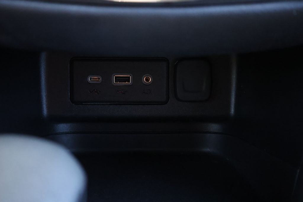 2024 Chevrolet Equinox LT - Photo 22