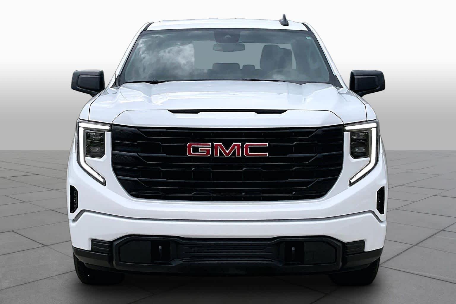 Used 2023 Summit White GMC Pro image 4