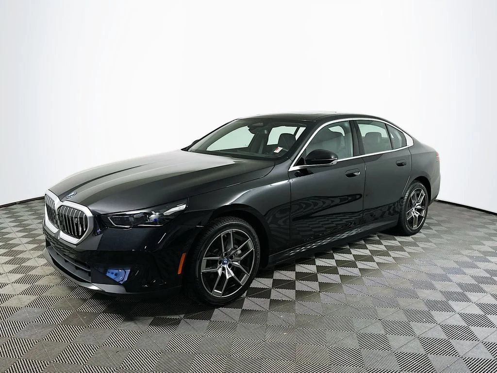 2024 BMW i5 eDrive40's photo