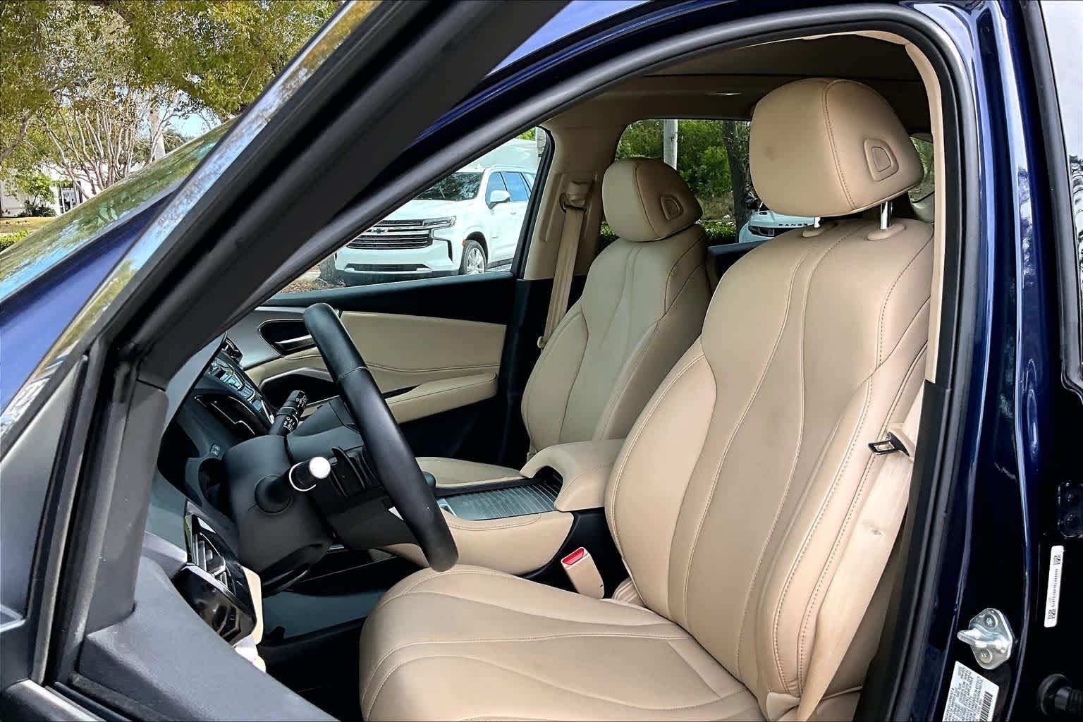 Used 2023 Fathom Blue Pearl Acura  image 6