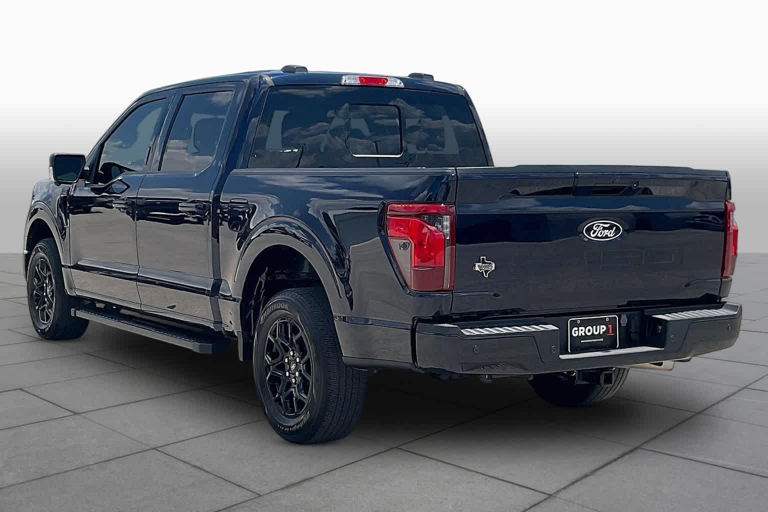 Used 2024 Antimatter Blue Ford XLT image 11